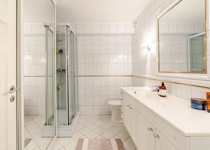 Beautiful 2-bedroom